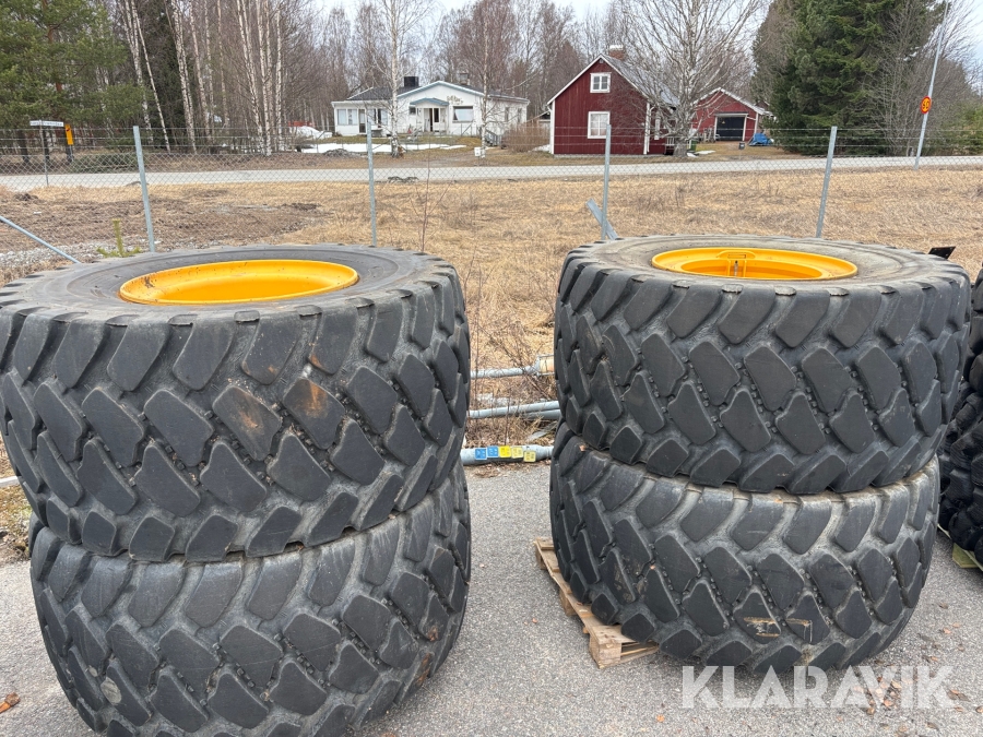 Entreprenaddäck Bridgestone V-Steel Tractoon Stability 4 st