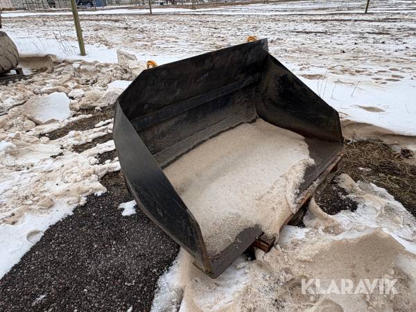 Frontlastarskopa XYZ 5562