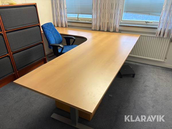 Höj- och sänkbart skrivbord ROL Ergo med stol och hurts