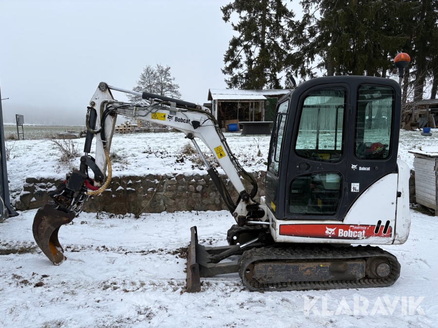 Grävmaskin Bobcat 325