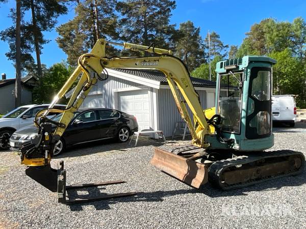 Grävmaskin Yanmar Vio 40-1 med 8st redskap 