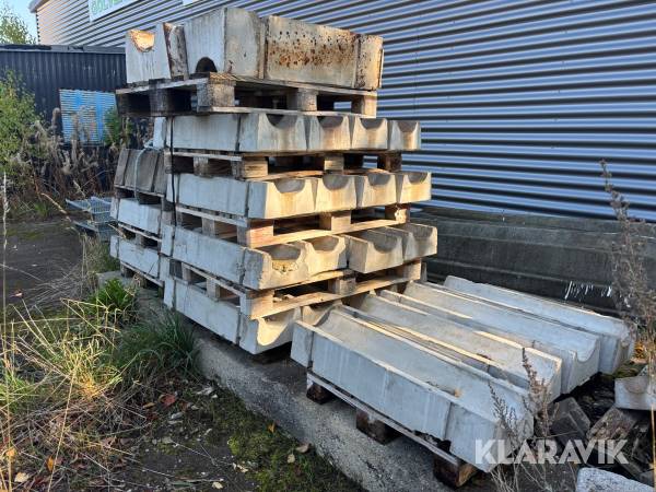 Kabelkanaler i betong 48 st