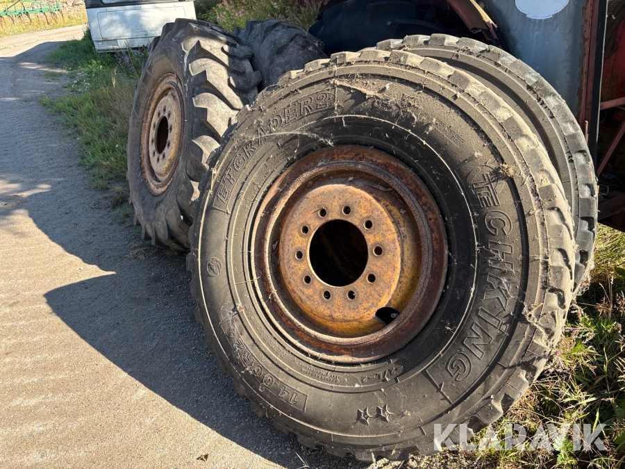 Entreprenaddäck 14.00 R24  till väghyvel 4st