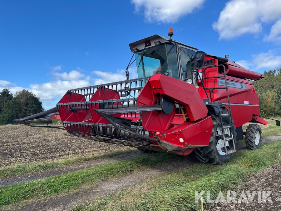 Skördetröska Massey Ferguson 22