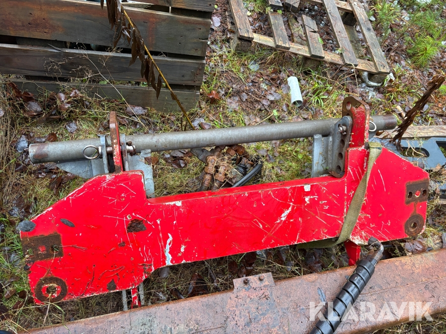 Plogfäste till lastbil Mählers VV-95