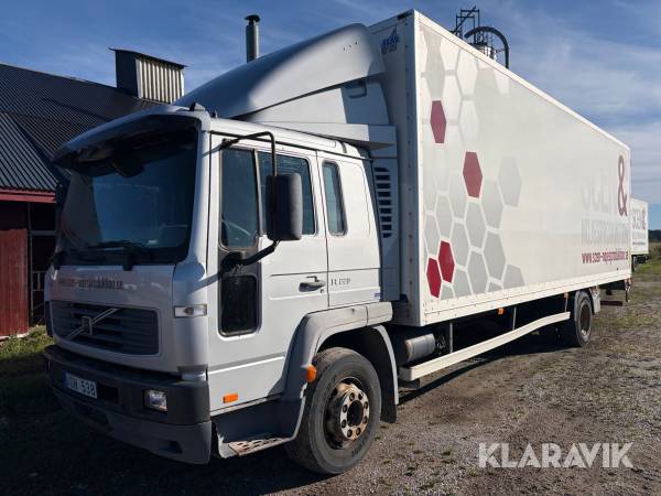 Lastbil Volvo FL615 H med bakgavellyft