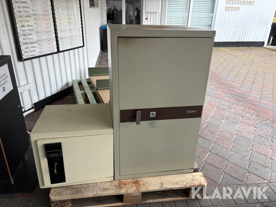 Kassaskåp 2 st Hadak