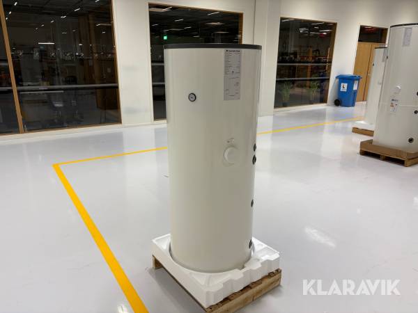 Varmvattentank/Ackumulatortank Comfortzone 200L oanvänd
