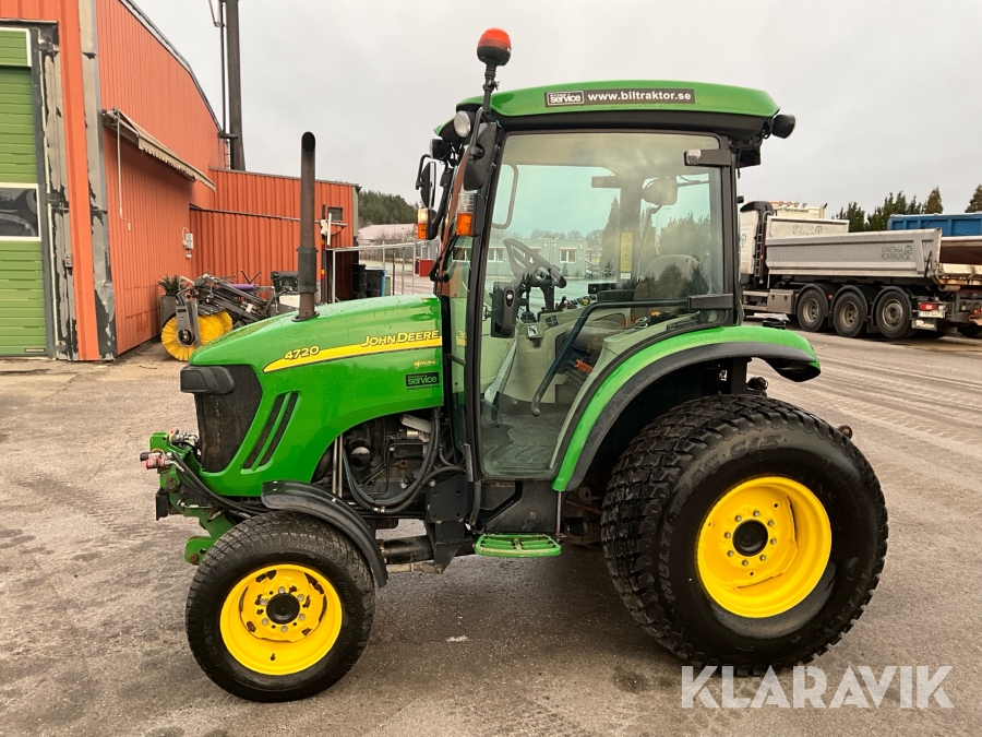 Traktor John Deere 4720