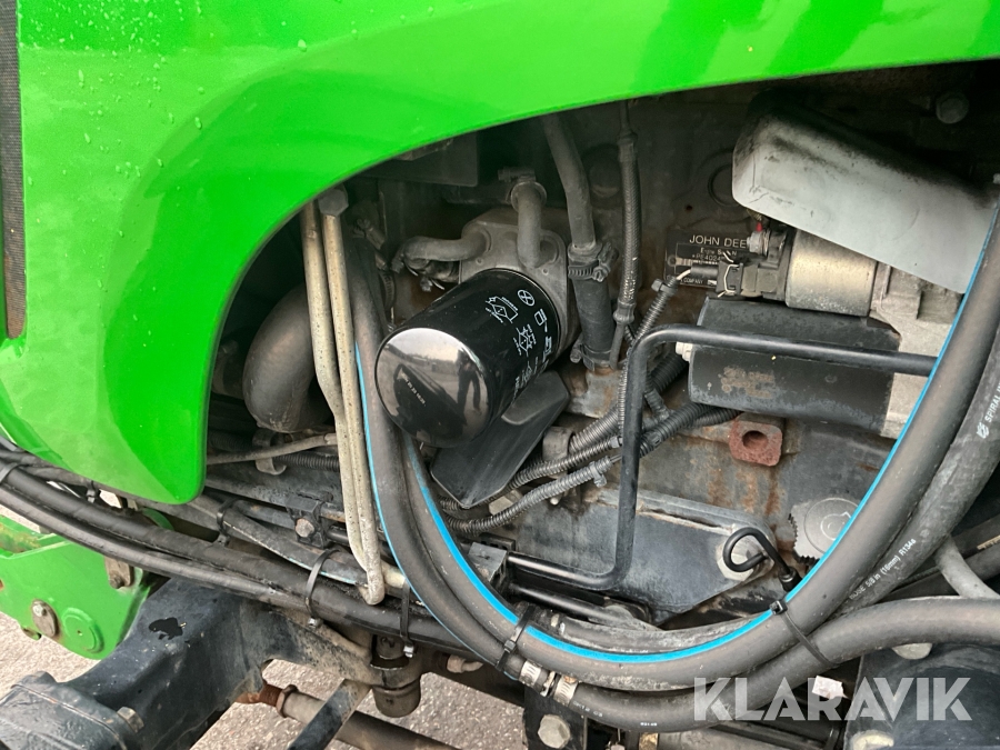 Traktor John Deere 4720