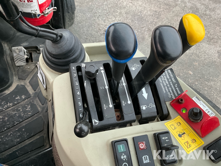 Traktor John Deere 4720