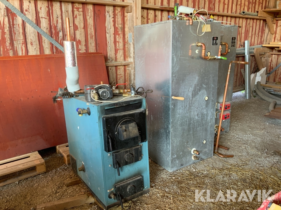 Vedpanna Albin Pannan med 2st ackumulatortankar