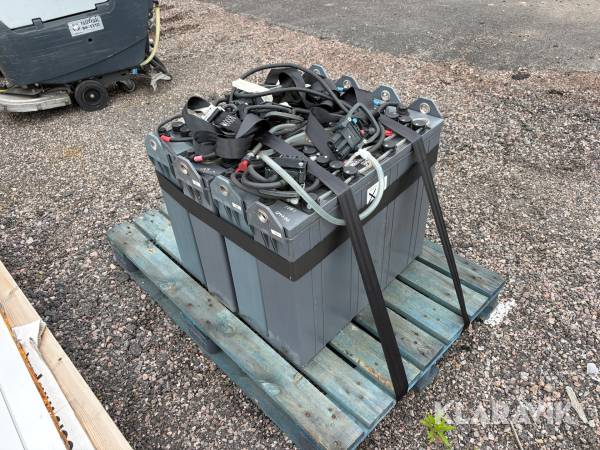Truckbatterier 4 st