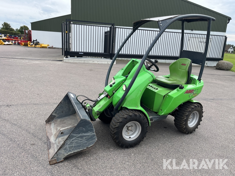 Kompaktlastare Avant 220