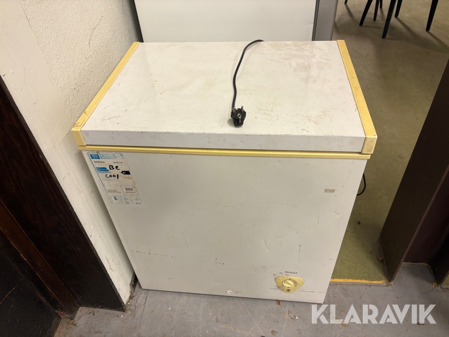 Frysbox Matsui toppmatad 145 L