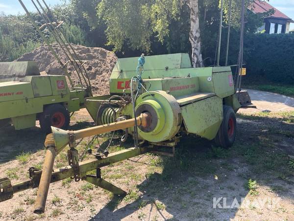 Småbalspress Claas Markant 50