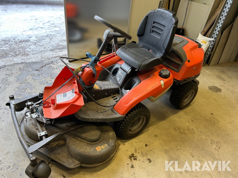 Åkgräsklippare Husqvarna R318