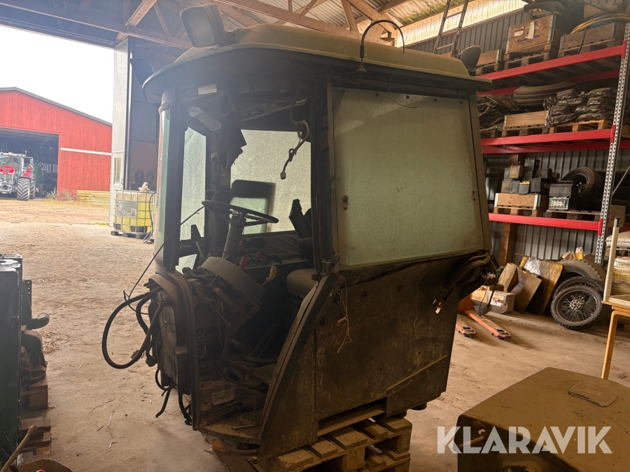 Hytt till John Deere 4455