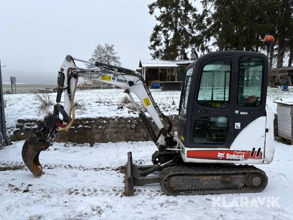 Grävmaskin Bobcat 325