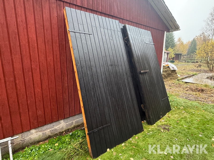 Slagportar i trä 2 st