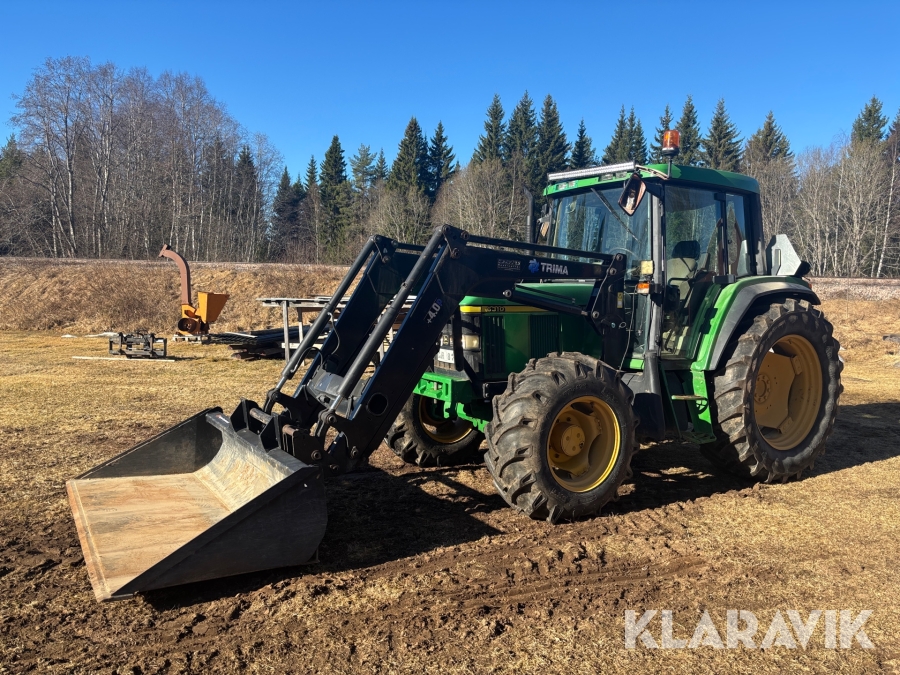 Traktor John Deere 6310 med lastare