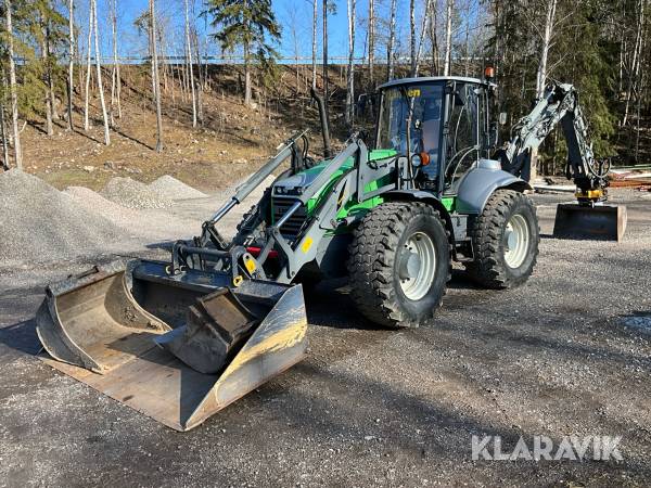 Grävlastare Lännen 8600E med Redskap