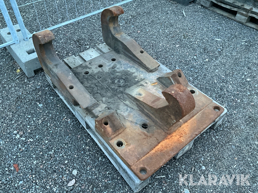 Redskapsfäste Trevi Benne