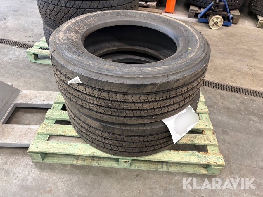 Däck Bridgestone R249 295/60R22,5 två styck