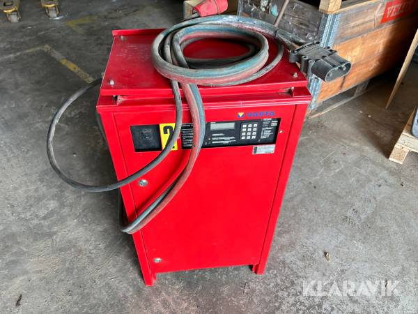 Truckladdare Varta BTM 48/100-125