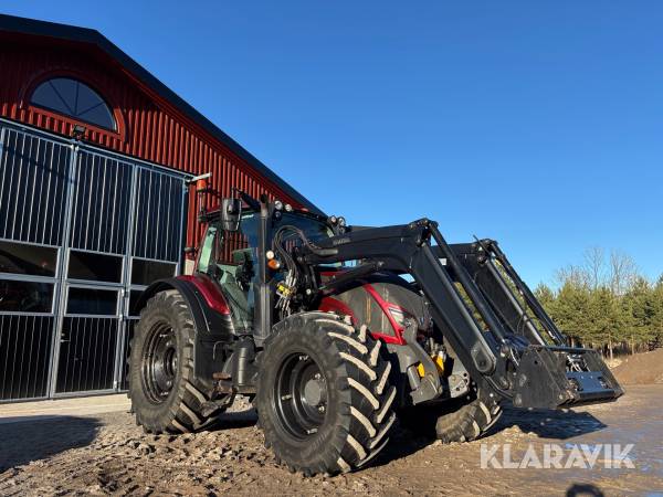 Traktor Valtra N174 Direct