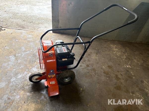 Lövblås Billy Goat QB553HC