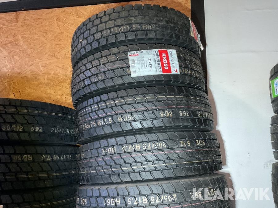 Lastbilsdäck Kumho 205/75R17.5 14st