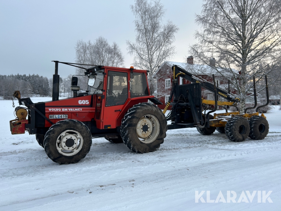 Skogsekipage Volvo BM Valmet 605 med Moheda 120-4WD