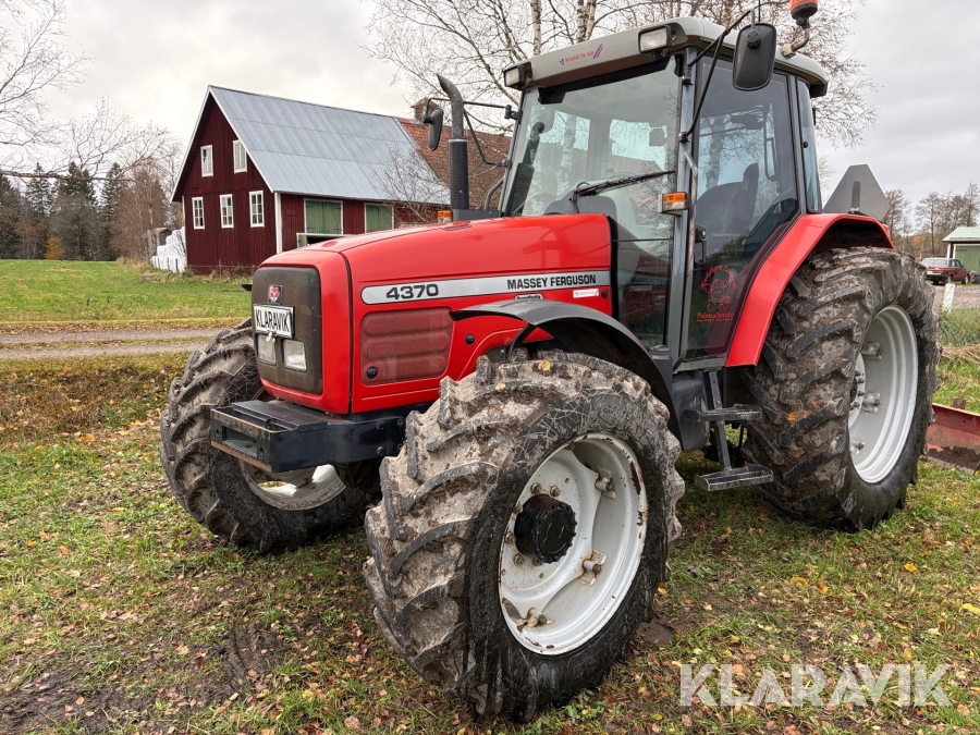 Traktor Massey Ferguson 4370