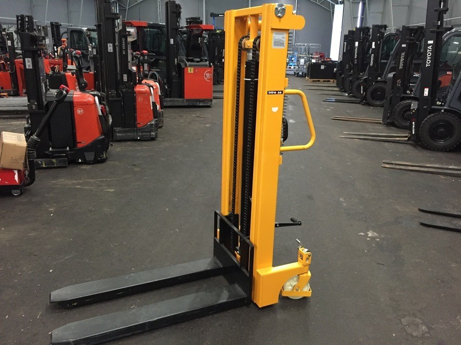 Höglyftande palltruck (Ny)