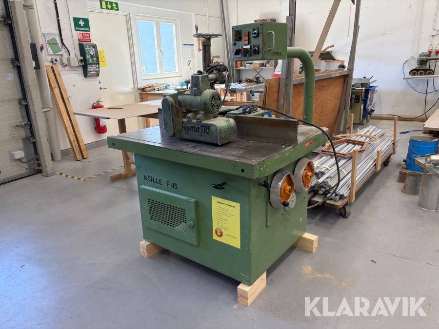 Bordsfräs Kölle F45 med matarverk