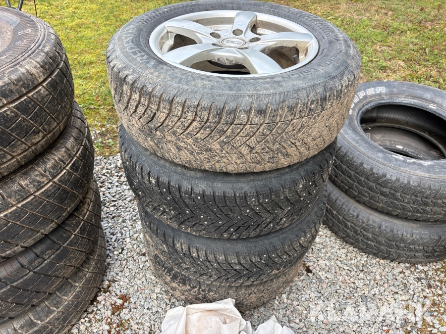 Däck med fälg Vredestein 195/65R15