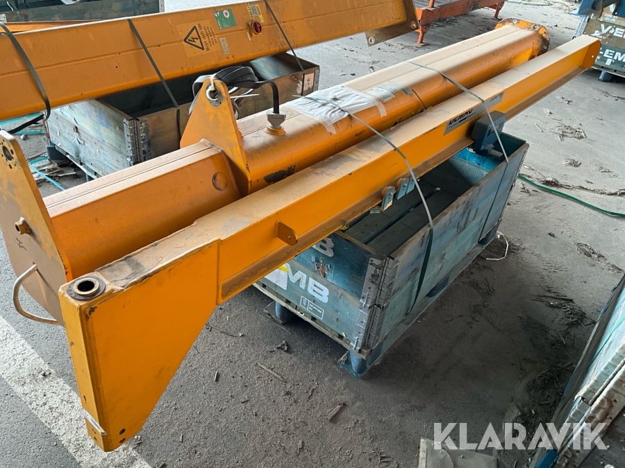 Svängpelarkran Demag KBK-SSK