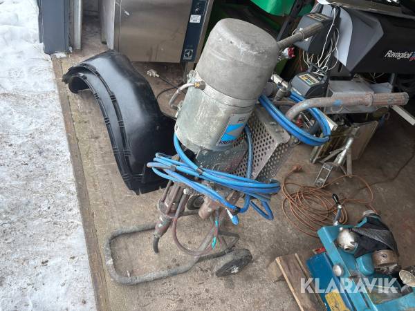 Färgpump Kremlin 16 35