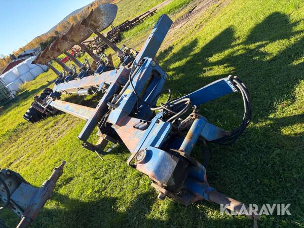 Växelplog 5 skärig delburen Överum DVL 5108H
