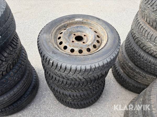 Däck med fälgar 185/65R15 4st