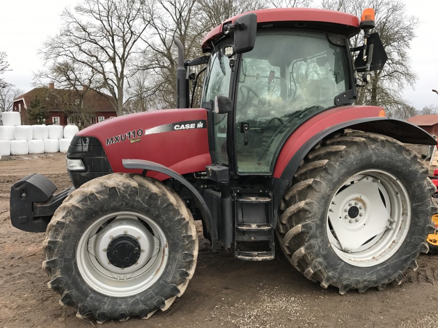 Traktor Case MXU 110