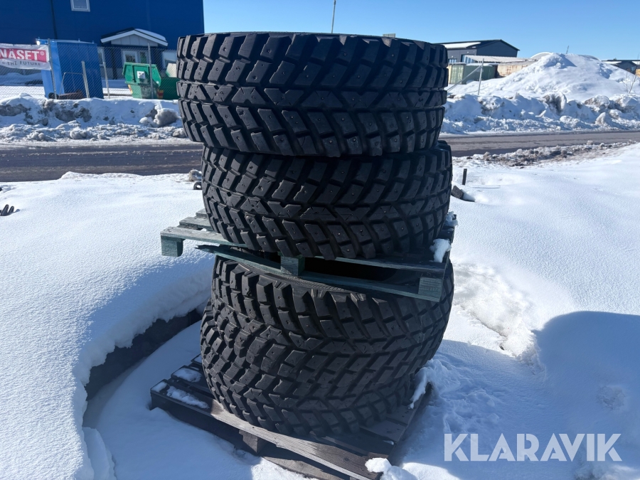 Entreprenaddäck Dubbade 420/65 R24 Nokian TRI 2 4st