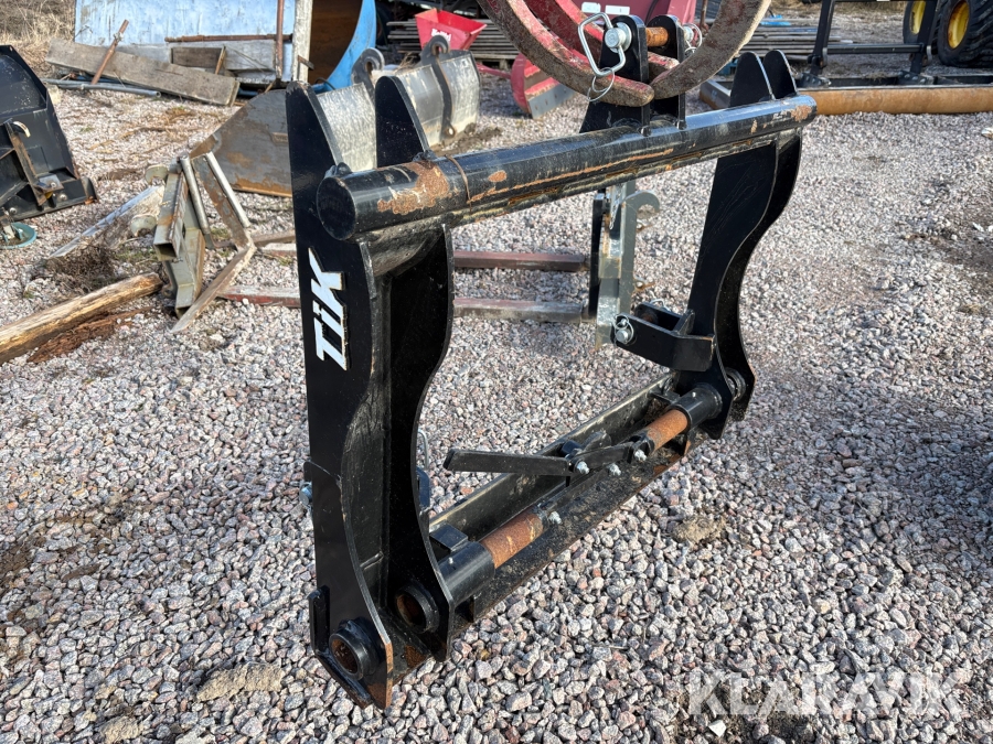 Adapter TiK Trepunkt till stora BM