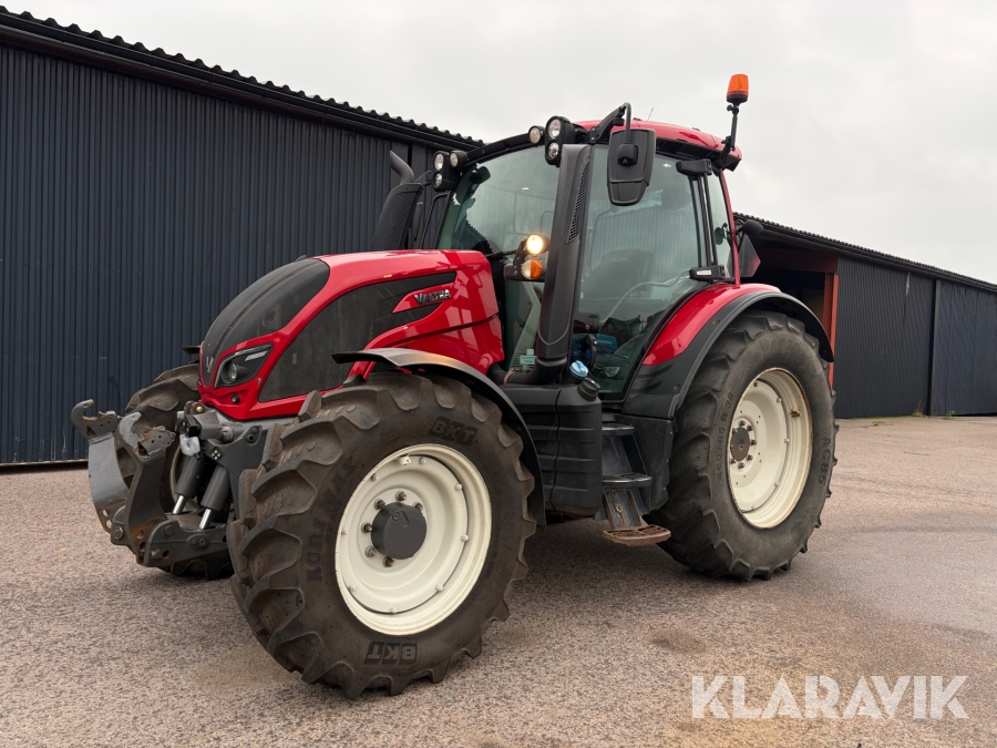 Traktor Valtra N104