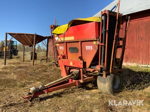 Gödningsspridare Överum Tive 2000 JET 12m