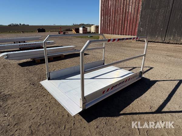 Gångbro Metalmec max 1500kg