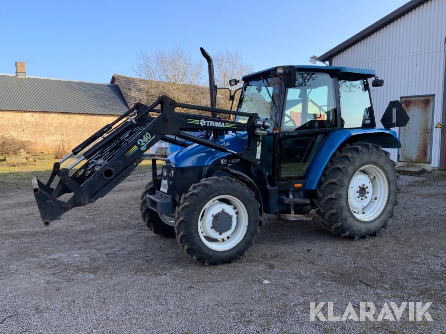 Traktor New Holland 4635 med lastare