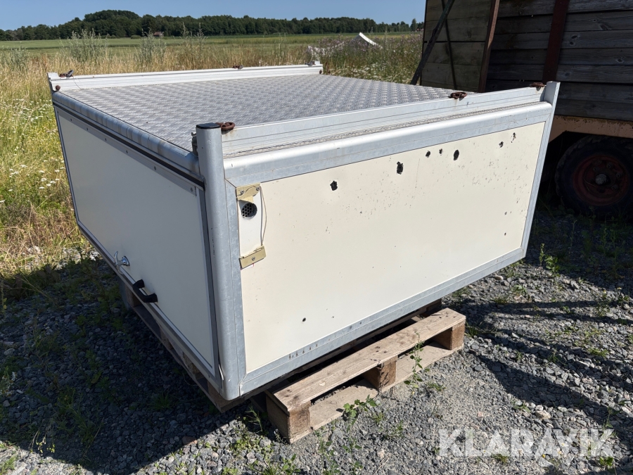 Flakkåpa / serviceskåp