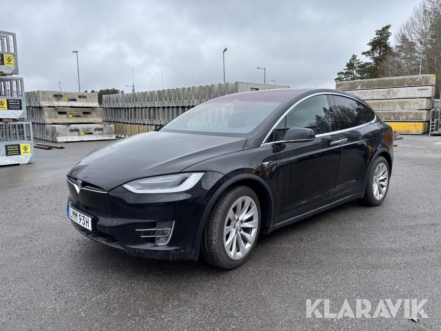 Tesla Model X 100D